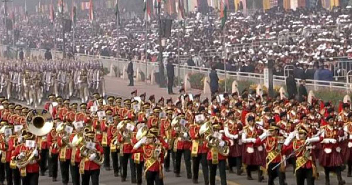 Republic Day: CRPF women contingent and band marches at Kartaya Path